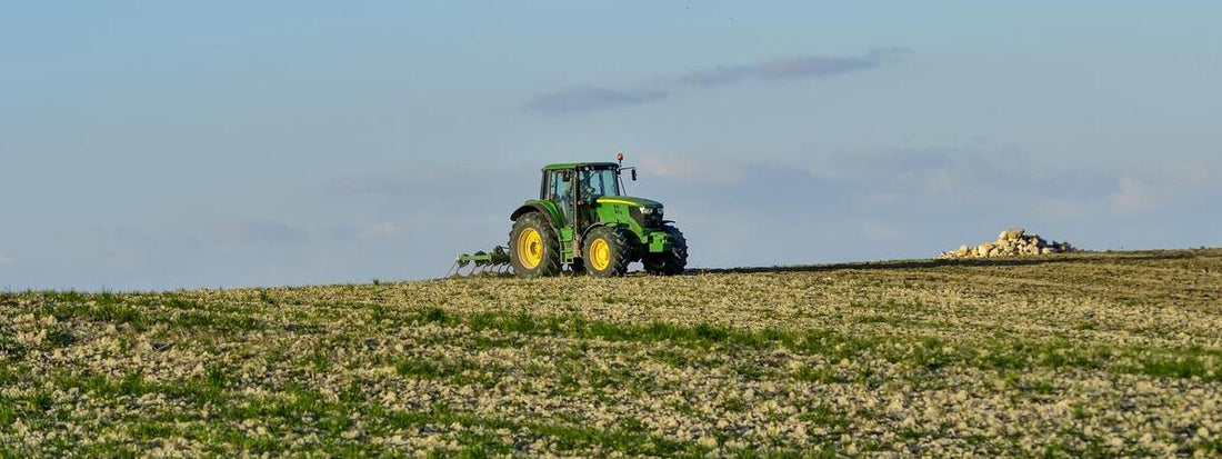 Smart Farming Starts in Spring: Sveaverken's Tractor GPS Systems Lead the Way